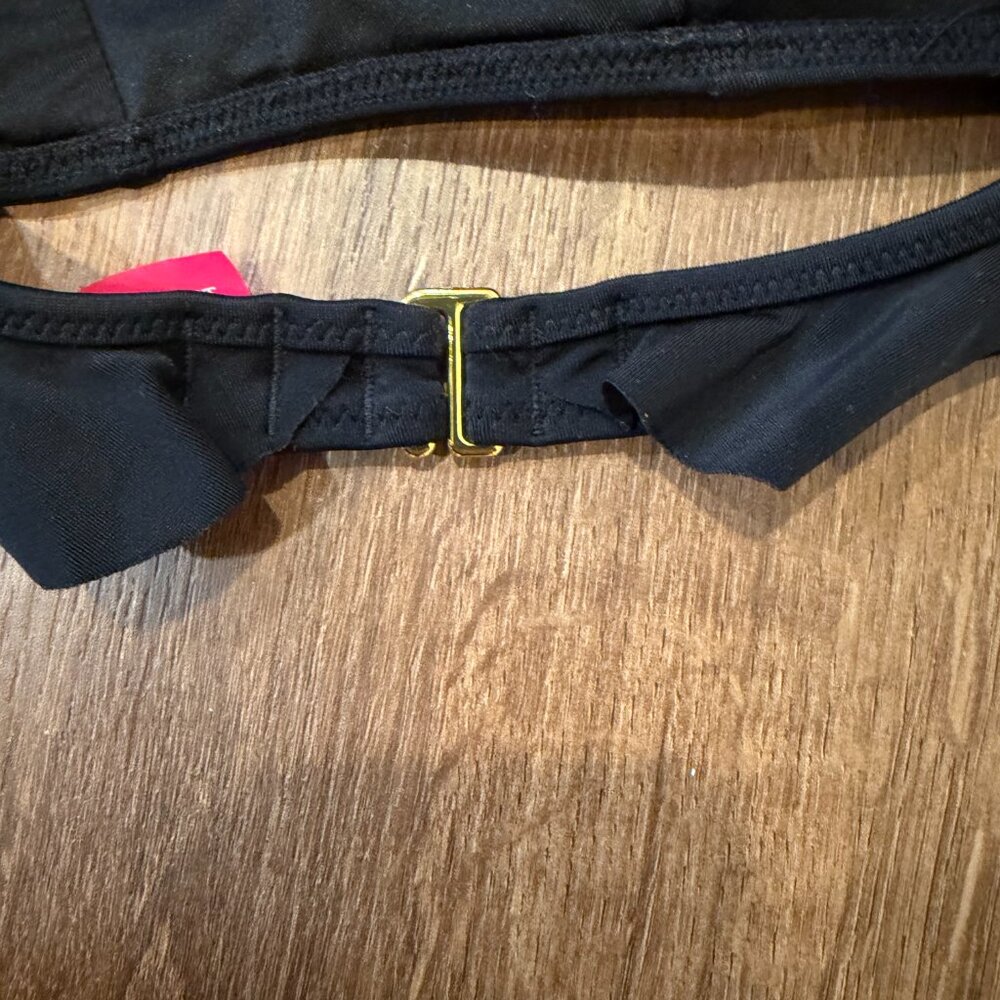 Victoria's Secret Black Bikini Top with Ruffle Halter Tie Size S - Picture 3 of 5